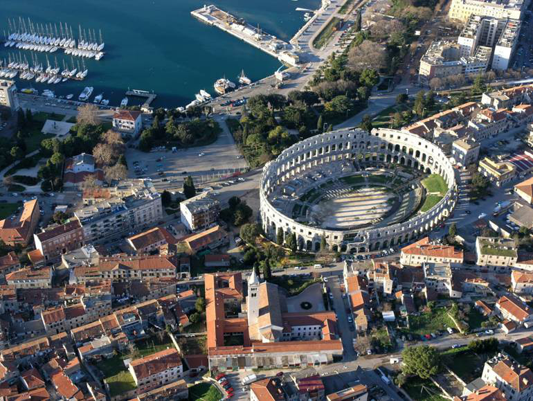 pula amphitheatre